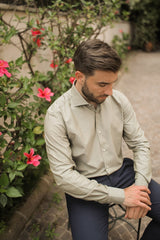 camicia classica di cotone verde militare da uomo