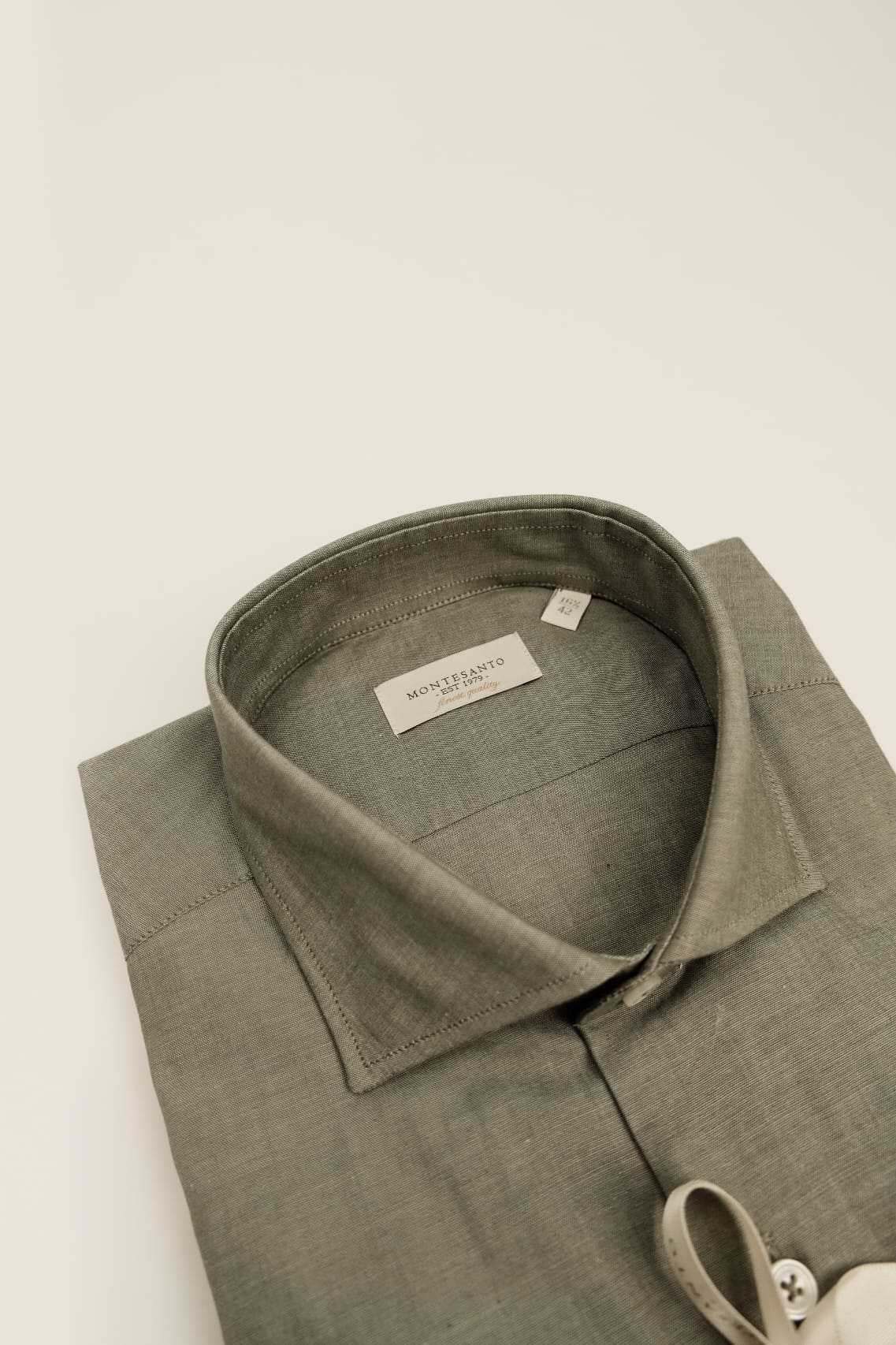 camicia classica di cotone da uomo verde militare 