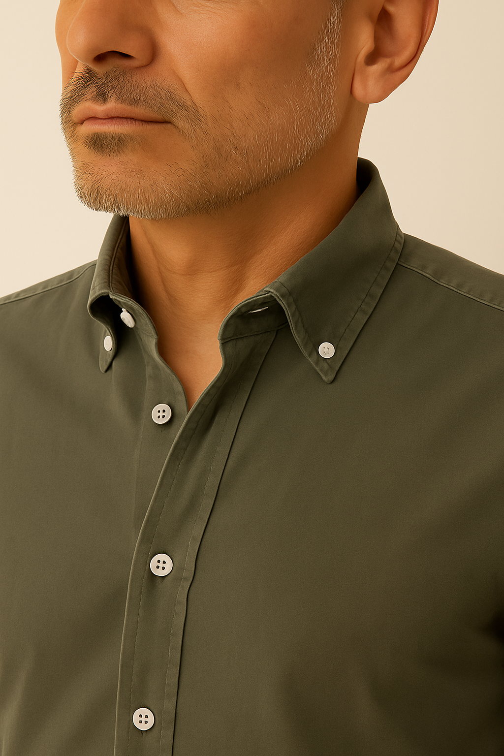 camicia da uomo in cotone gabardina collo botton down made in italy