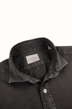 Camicia uomo in gabardina tinta in capo