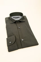 camicia da donna tinta unita popeline verde militare made in italy