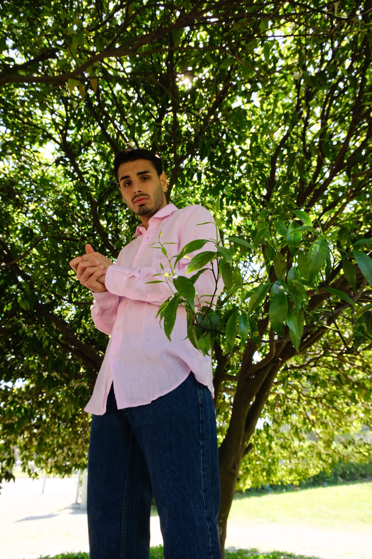 camicia da uomo in lino rosa portofiori per un look estivo, fresco e naturale. Made in Italy.