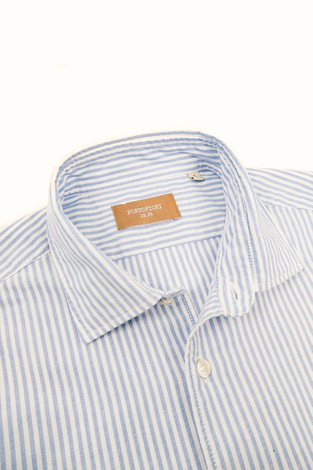 camicia oxford rigata azzurra da uomo made in italy
