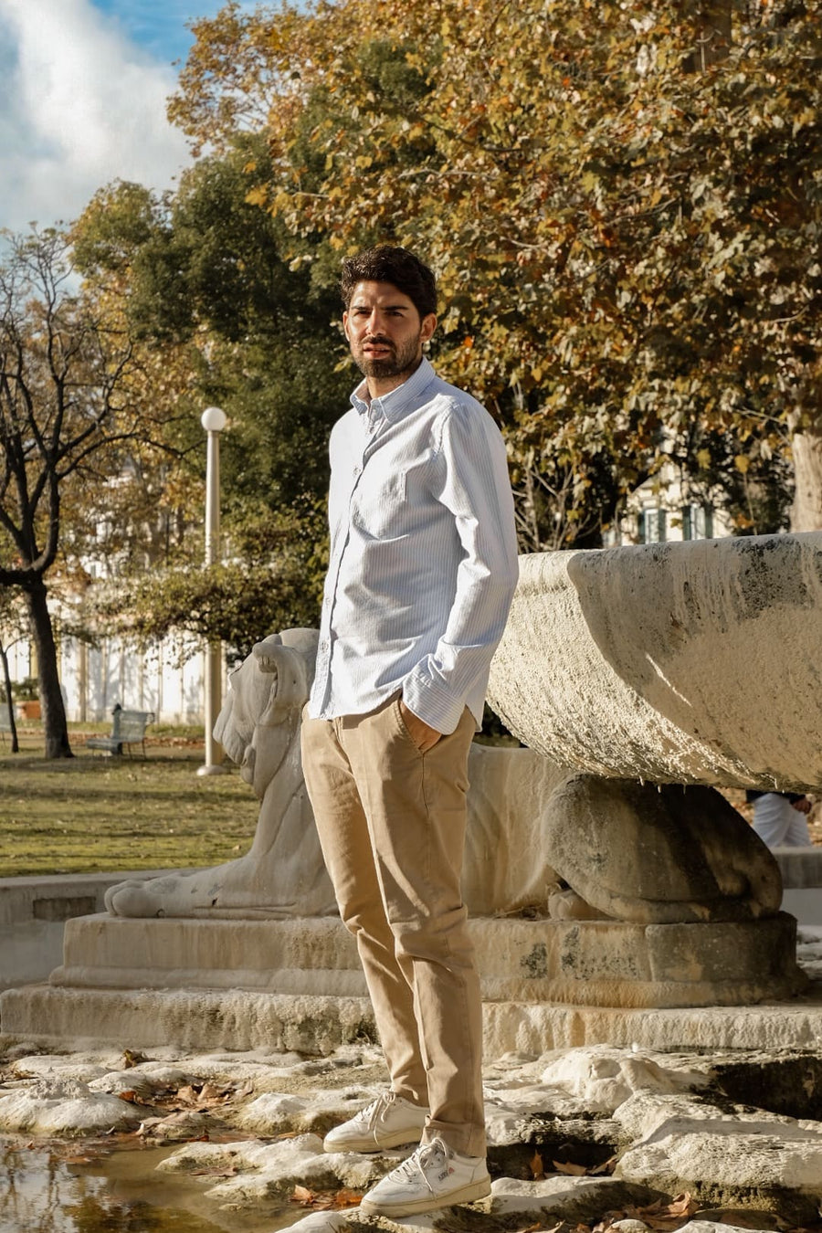 camicia da uomo in oxford di cotone rigato azzurra made in italy 
