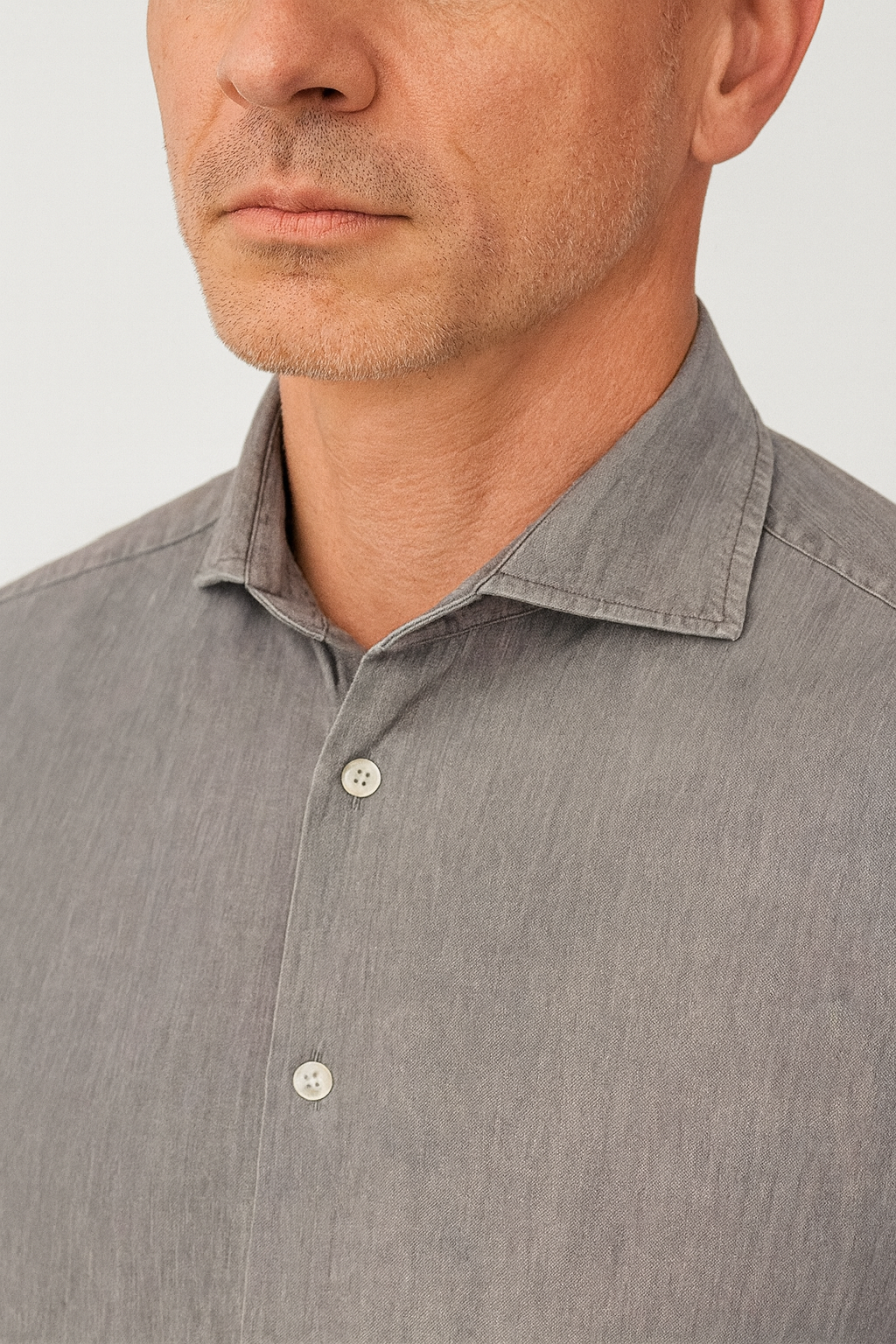 camicia collo francese made in italy tinta unita jeans grigia
