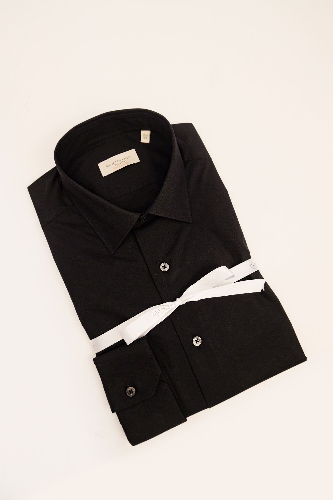 camicia classica slim fit nera da uomo made in italy