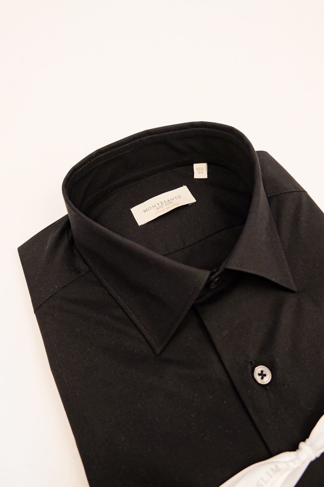 camicia da uomo classica slim fit nera made in italy