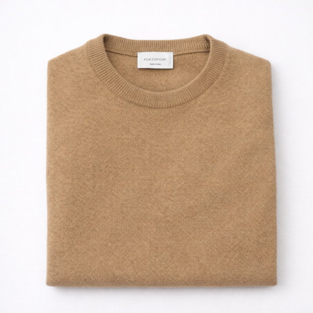 maglione-girocollo-nocciola-lana-cashmere-uomo-made-in-italy-piegato