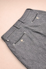 pantalone-lana-fustagno-grigio-uomo-made-in-italy-still-life-retro-dettaglio_PNG