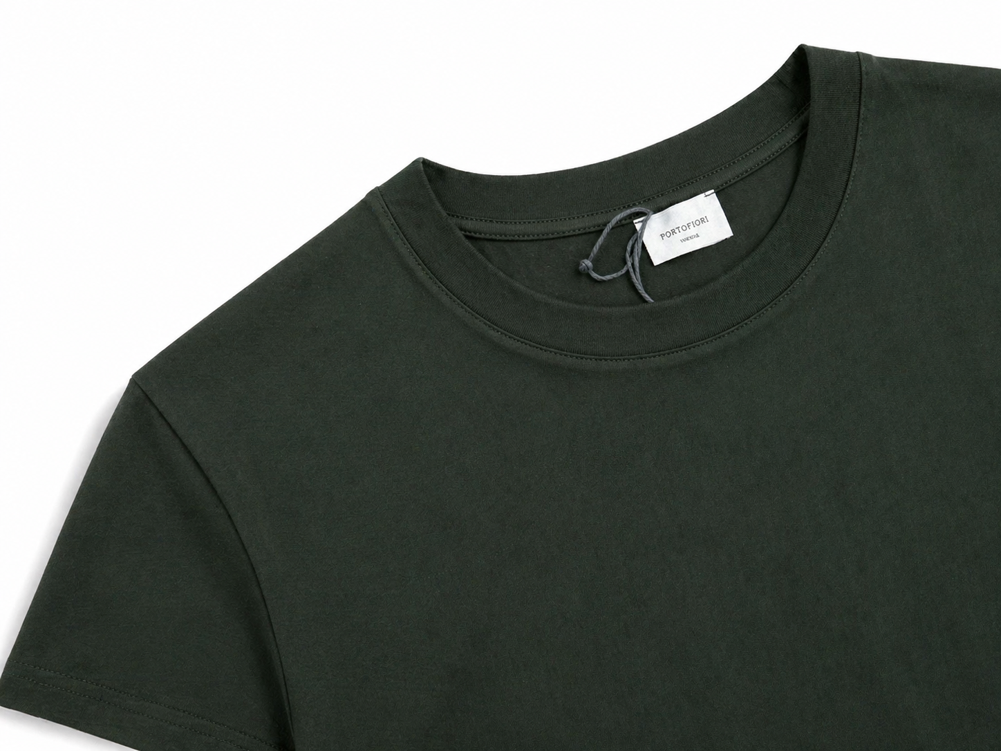 t-shirt-cotone-uomo-supima-verde-mezza-manica-made-in-italy-dettaglio